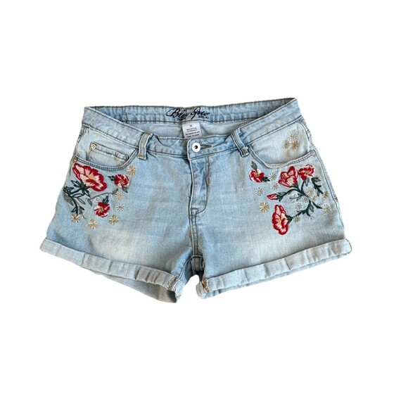 Blue Epic Women’s Light Wash Flower Embroidered Denim Shorts Size 12 - Picture 9 of 9